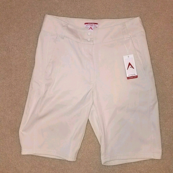 Antigua Desert Birch Bermuda Short NWT Size 4 - Picture 1 of 4
